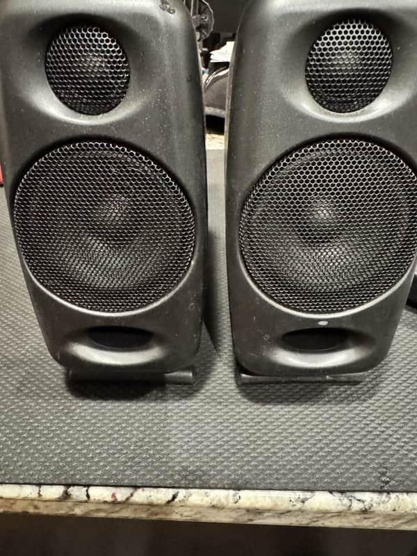 IK Multimedia iLoud Micro Wireless Bluetooth Studio Monitors (Pair) 2016 - Present - Black image 1
