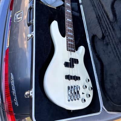 Yamaha BB2004 Mid 2000s - White image 1