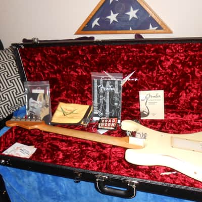 Fender Road Worn 60's Stratocaster 2008-2016 - w/ hand wound Custom Shop loaded guard and case image 8
