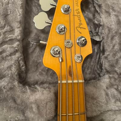 Fender American Ultra II Jazz Bass V with Maple Fretboard - Avalanche image 5