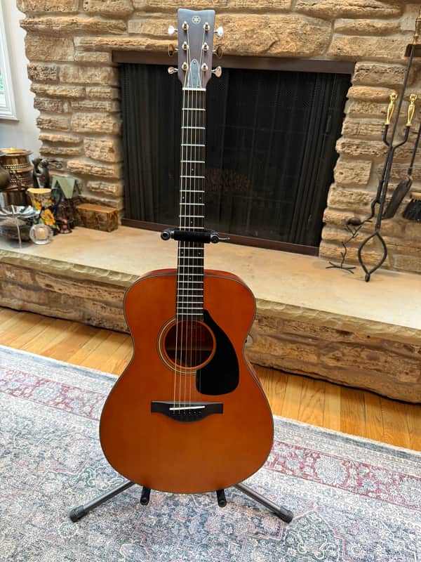 Mint Yamaha FSX3 Red Label Acoustic/Electric - Natural image 1