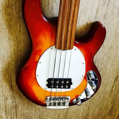 Ernie Ball Music Man Stingray 4 Fretless Bass 1997 image 5