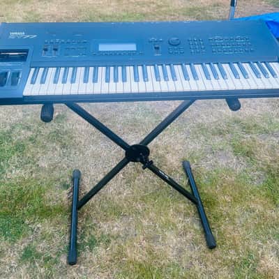 Yamaha SY77 Synthesizer 1989 Black