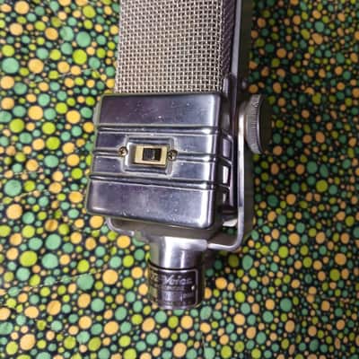 Electro-Voice V-1 (Ribbon) Velocity Microphone image 1