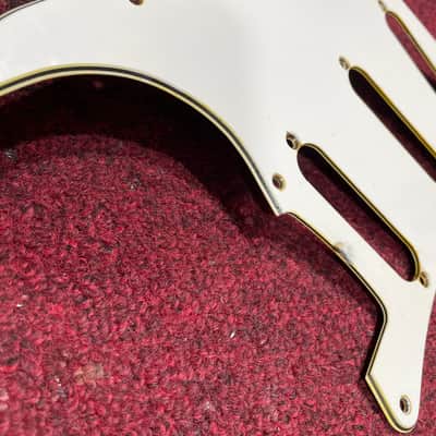 Fender Stratocaster Pearl Back 1968 - 1969 - 1970 - White Pickguard Old Reissue Relic image 3