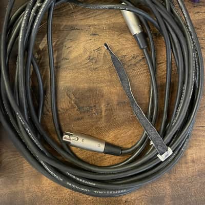 Stellar Microphones CM-5 Tube Microphone package with shock mount and case image 9