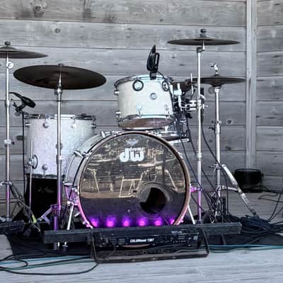 DW Performance Series 9x12/14x16/18x22" 3pc Shell Pack 2010 - Present - White Marine image 3