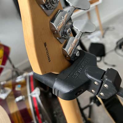 Fender American Deluxe Jazz Bass with Rosewood Fretboard 1997 - 1998 - Teal Green Metallic image 8