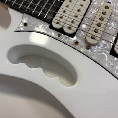 Ibanez JEM7V Prestige White Steve Vai Signature image 13