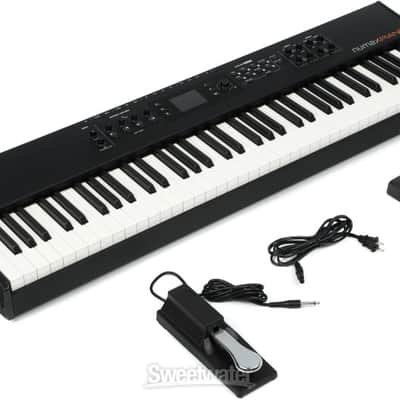 Studiologic Numa X 73-key Digital Piano with Hammer-action Keys (NumaX73d1) image 2
