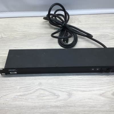 Geist 15 Amp 10 Plug Rack Mount Power Strip image 1