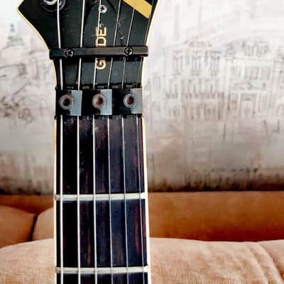 Kramer Glide B-6 (ESP made) end 1988 - 2nd half 1989 Flip Flop Magenta Metallic image 7