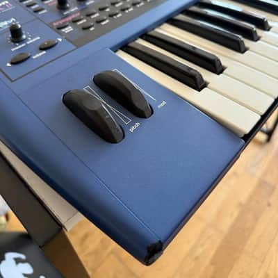 Novation Nova II Keyboard 16-Voice Synthesizer 2000-Blue (rare keyboard version) image 5
