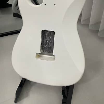 White gloss SSH Alder wood Strat Electric guitar body single single humbucker image 6