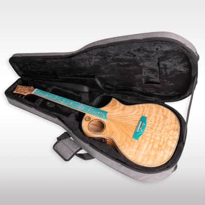 Lindo Earth V2 Slim Body Electro Acoustic Guitar and Premium Hardcase image 4