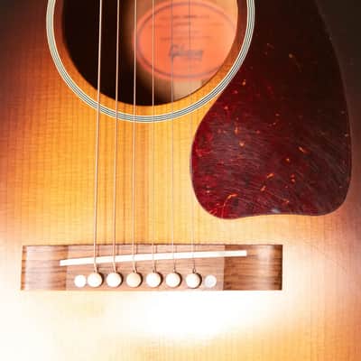 Gibson Custom Shop 1942 Banner J-45 Acoustic Guitar - Vintage Sunburst with Hardshell Case - Used image 13