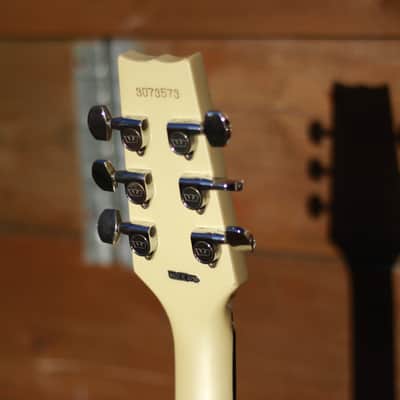 Westone Thunder II - Pearl White image 10