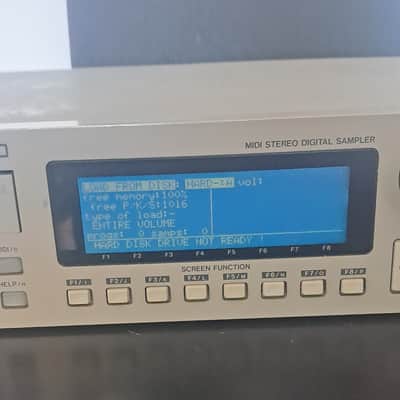 Akai S2800 MIDI Stereo Digital Sampler 1992 - White image 12