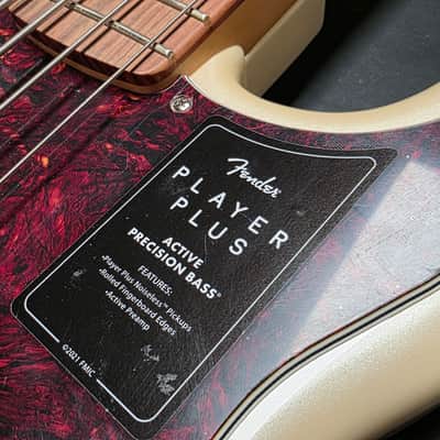 Fender Player Plus Precision PJ Bass BRAND NEW 4-String Active EQ Preamp Precision Jazz PJ Professional Pro Bass Guitar Noiseless Pickups Olympic Pearl White image 7
