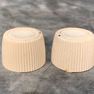 Danelectro Guitar Knobs U-1  60’s Aged Off White image 5