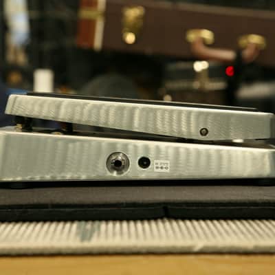Dunlop ZW45 Zakk Wylde Signature Cry Baby Wah image 6