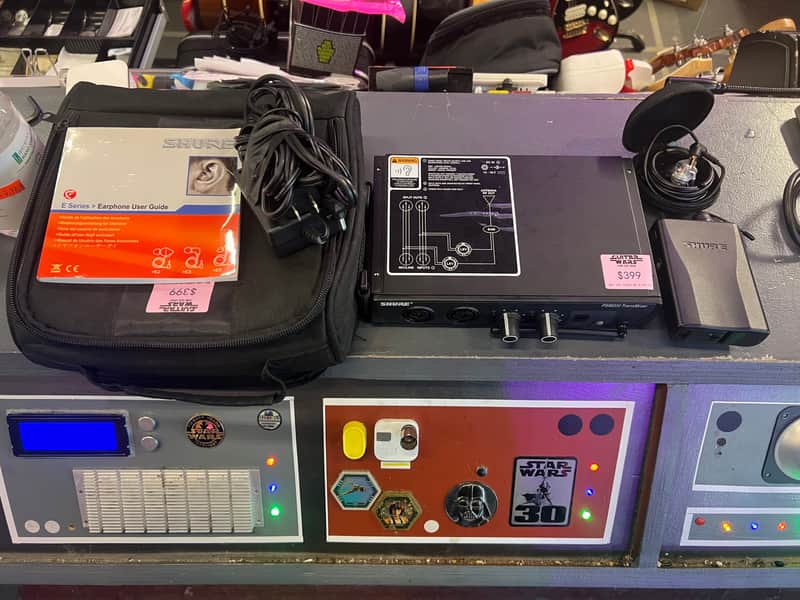 Shure PSM200 transmixer image 1