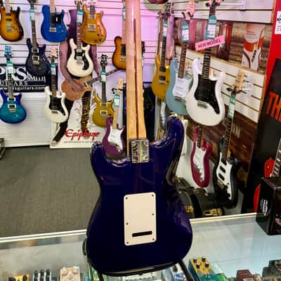 Fender Stratocaster MIM Rosewood Fretboard, Blue - Pre Owned image 12