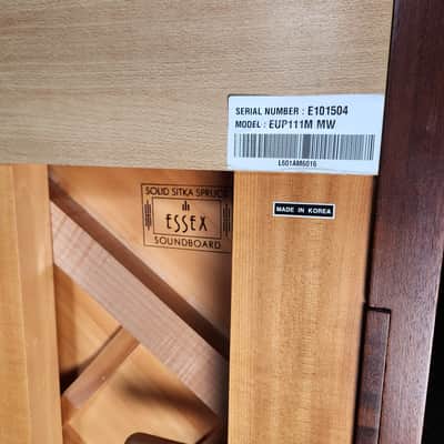 Essex EUP-111M Upright Piano * mfg 2002 in Korea * Free 1st Floor Delivery In NJ! * image 9