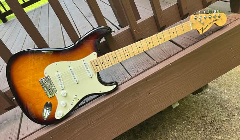 Fender American Special Stratocaster 2011 - Sunburst image 1