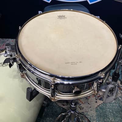 Slingerland - 5x14" Sound King, 8-Lug Snare Drum, with Trick Strainer 1974–1976 - Chrome Over Brass Shell. image 19