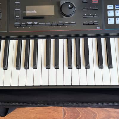 Roland Juno DS88 Synthesizer 2025 - Black image 4