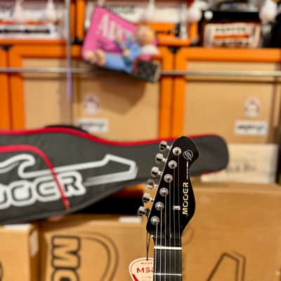 Mooer MSC10 PRO BLACK (White Pickguard) image 6