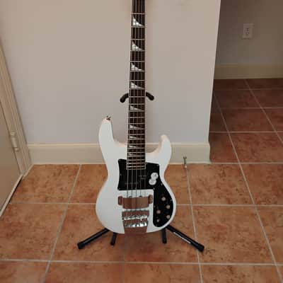 Jackson X Series Concert Bass CBXNT DX V 2022 - Present - Snow White image 2