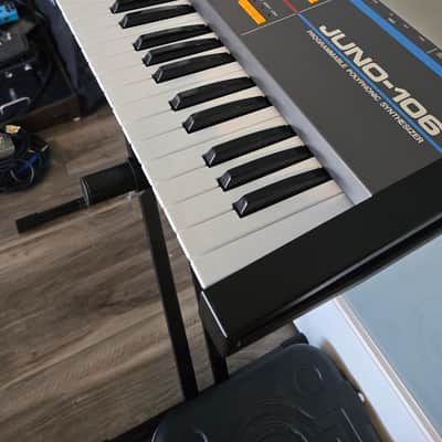 Roland Juno-106 61-Key Programmable Polyphonic Synthesizer 1984 - 1985 - Black image 3