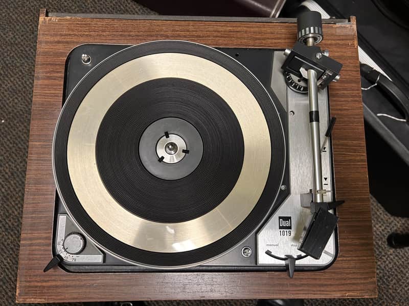 DUAL 1019 Turntable image 1