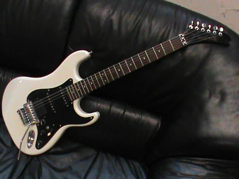 Kramer Pacer Deluxe 80's white image 1