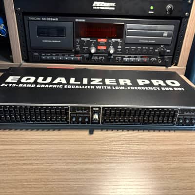 Maxon GE1500 Dual 2/3 Octave 2-Channel Equalizer / EQ Rackmount