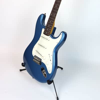 Squier Classic Vibe '60s Stratocaster Lake Placid Blue image 9