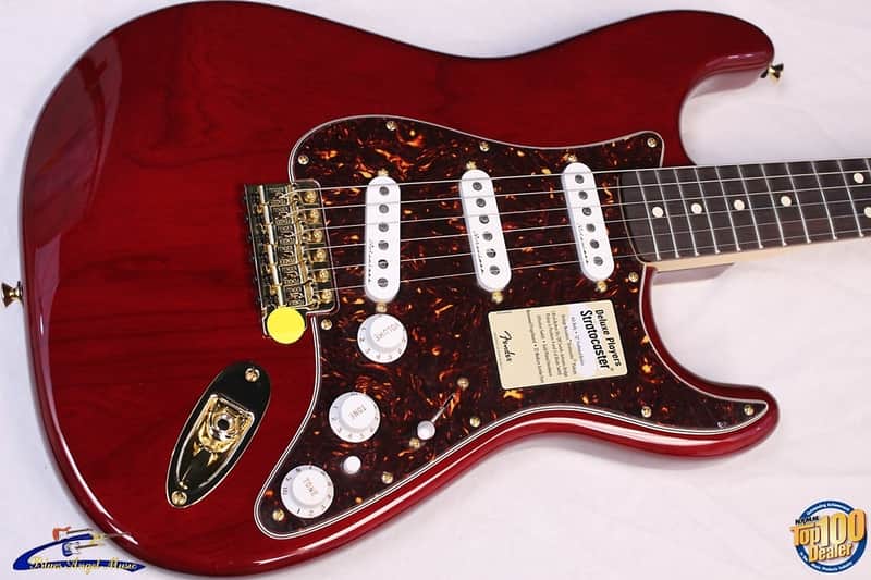 Fender Deluxe Players Strat, Crimson Red Transparent, NEW