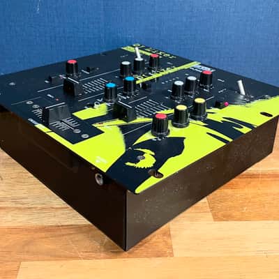 Neu Professional DJM525 2 Channel DJ Scratch Battle Mixer - Black & Yellow image 4