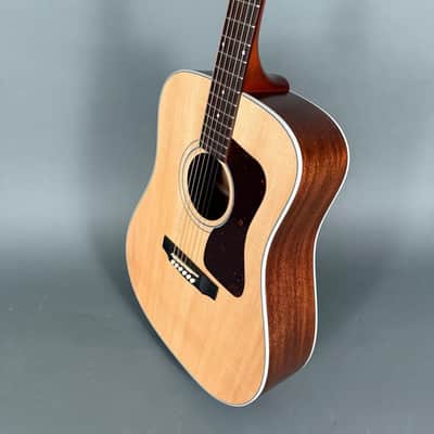 Guild 2024 USA D-40 Standard Natural Vintage Gloss Dreadnought Case 2024 - natur image 4