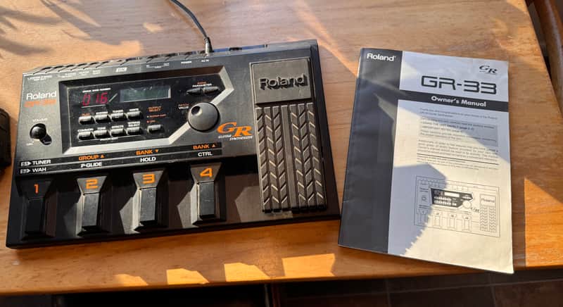 Roland GR-33 Guitar Synthesizer | Reverb