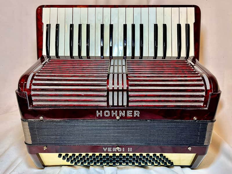 HOHNER VERDI II 2 REED ACCORDION #HV16 image 1