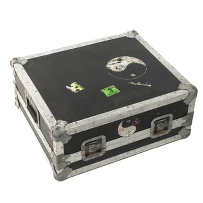 Yamaha 01V Digital Mixing Console w/ Road Case Owned by Victor Wooten image 18