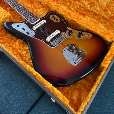 Fender American Original '60s Jaguar with Rosewood Fretboard 2018 - 2022 - 3-Color Sunburst image 3