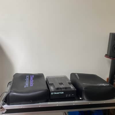 Full Dj Setup Pair (2 x) Technics SL-1200 MK2 + Traktor Z2 mixer +