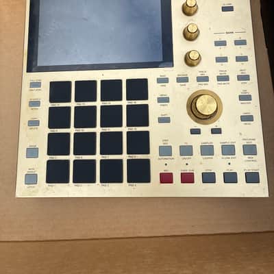 Akai Special gold edition 2020 - Gold image 4