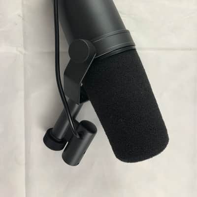 Shure SM7B Cardioid Dynamic Microphone