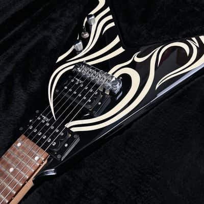 B.C. Rich KKV Kerry King V - Tribal Art w/ Fitted Case image 18