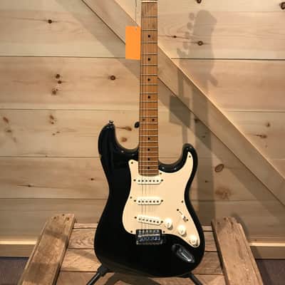 Sovereign Strat Style Electric Guitar - Black image 1